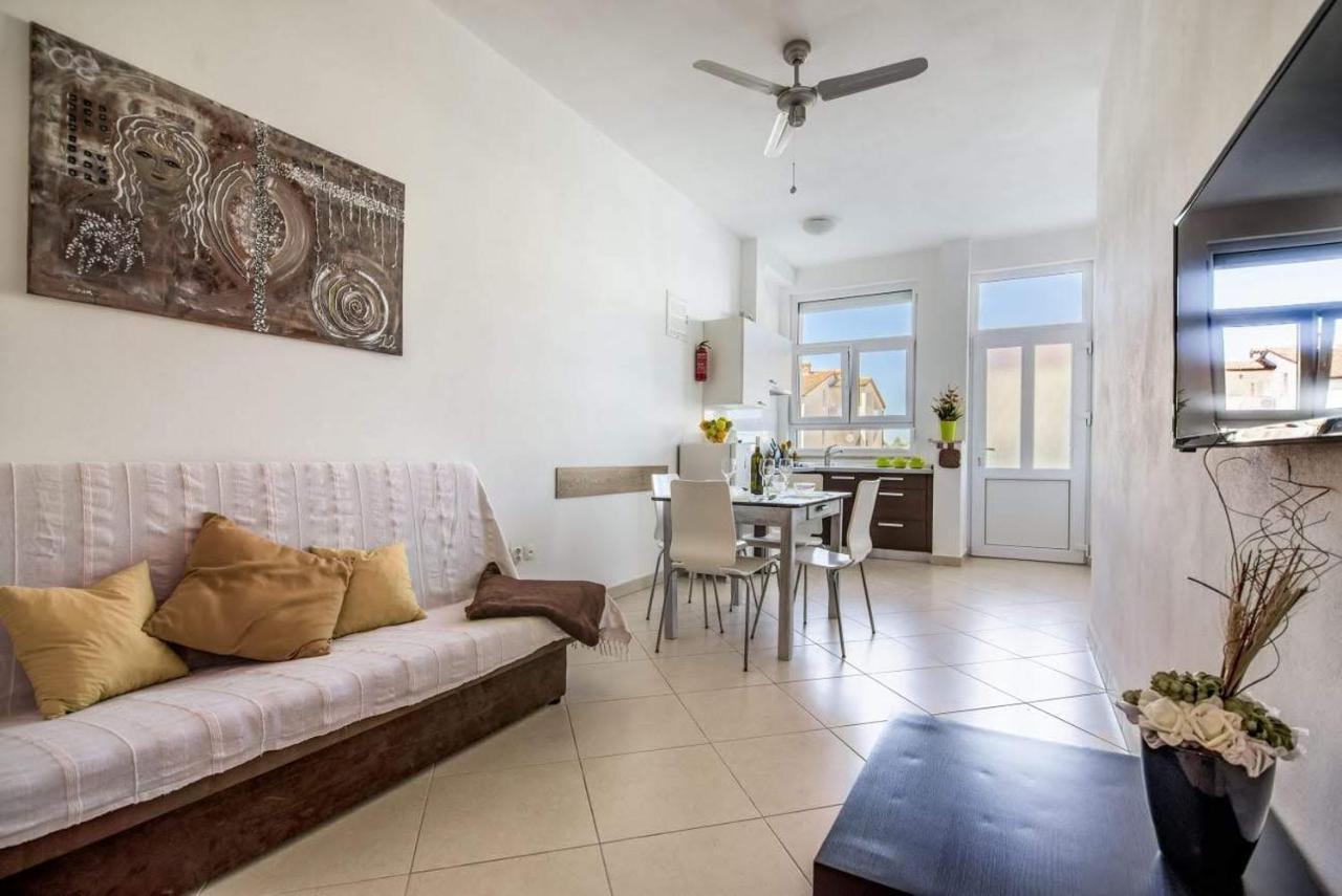 Casa Souni Apartment Vrsar Exterior photo